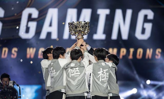 JackeyLove回归赛场,赛事规则更新首场状态亮眼,TL观众沸腾!(jackeylove比赛视频) JackeyLove回归赛场,赛事规则更新首场状态亮眼,TL观众沸腾!(jackeylove比赛视频)